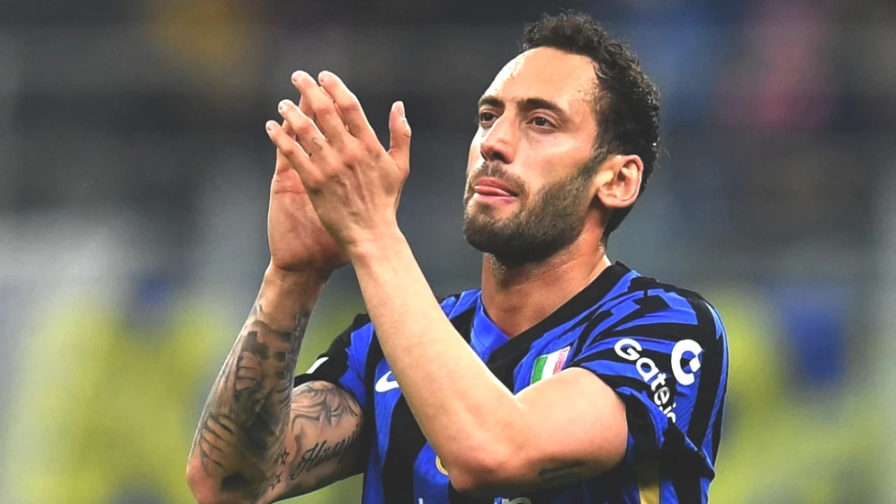 Hakan Çalhanoğlu'ndan Sert Açıklama: Bu Kulübe Asla İhanet Etmedim!
