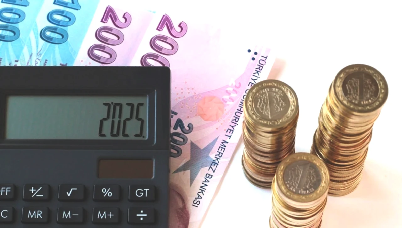 Memur ve Emekli Maaşlarında Temmuz Zammıyla İlgili Tüm Detaylar: 2025 SGK ve Bağ-Kur Maaşları Ne Kadar Artacak? 6 Aylık Enflasyon Farkı Nedir?