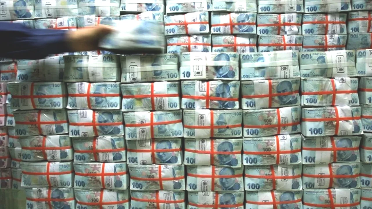 Yüksek Getiri Sunan Bankalar! 100 Bin Lira ile Ne Kadar Kazanabilirsiniz?