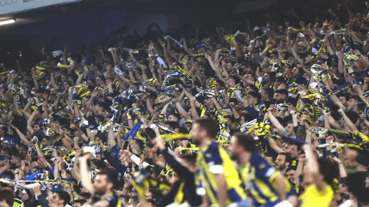 Fenerbahçe'den Transfer Hamlesi! PSG ile Her Detayda Anlaşma Sağlandı!
