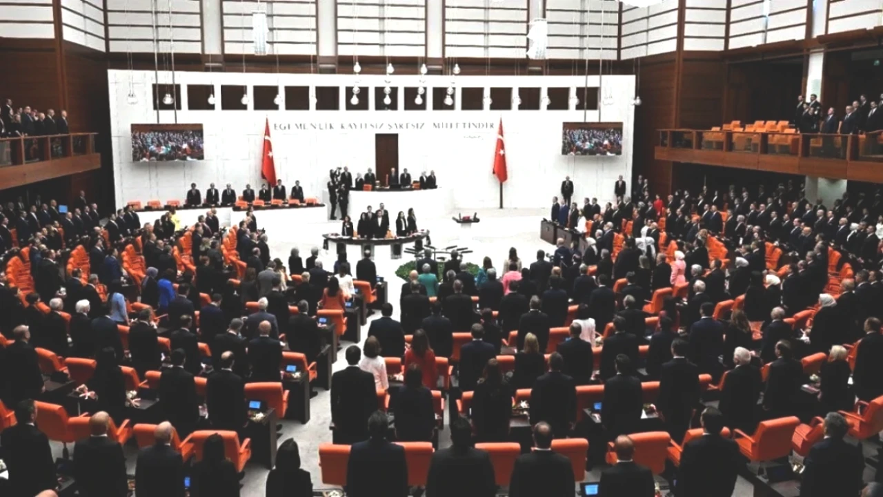 DEVA Partisi'nin KHK Mağduriyetine İlişkin Önergesi Meclis’te Reddedildi!