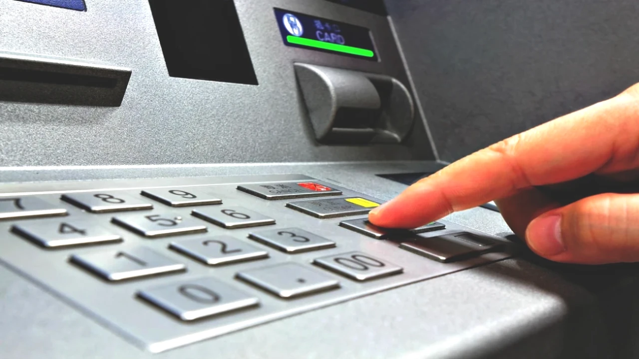 81 İldeki ATM'lerden Para Çekenler Dikkat! Korkutan Uyarı Geldi!