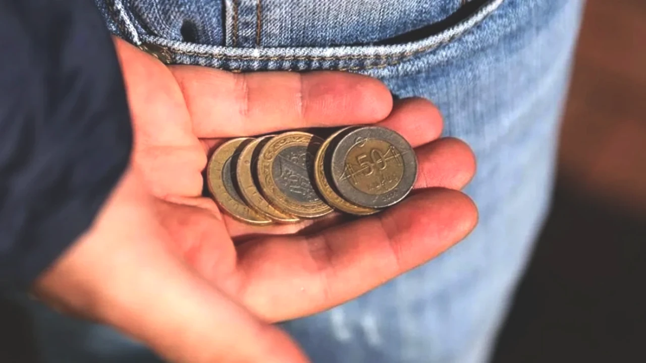 Asgari Ücret Açlık Sınırının Altında! BİSAM'ın Korkutan Haziran 2025 Raporu