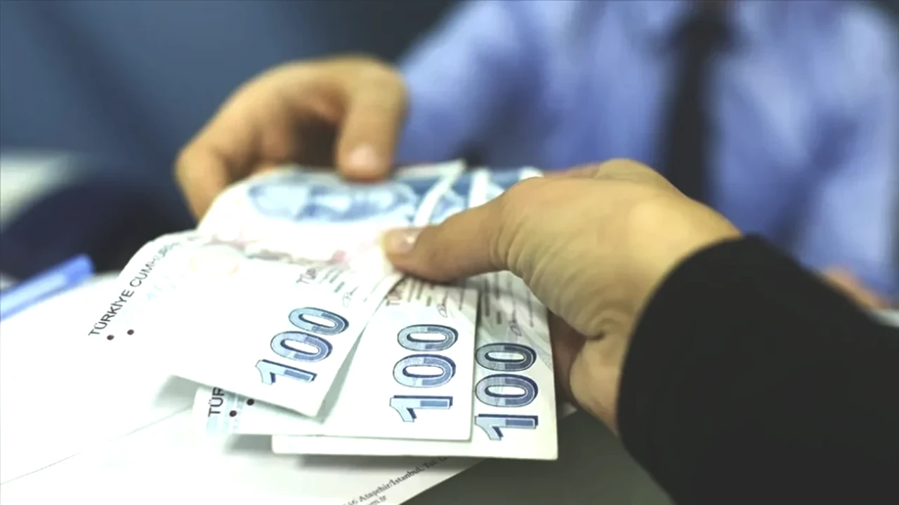 Evde Bakım Yardımı Ödemeleri Hesaplara Yapıldı! Destek Bekleyenler Dikkat!