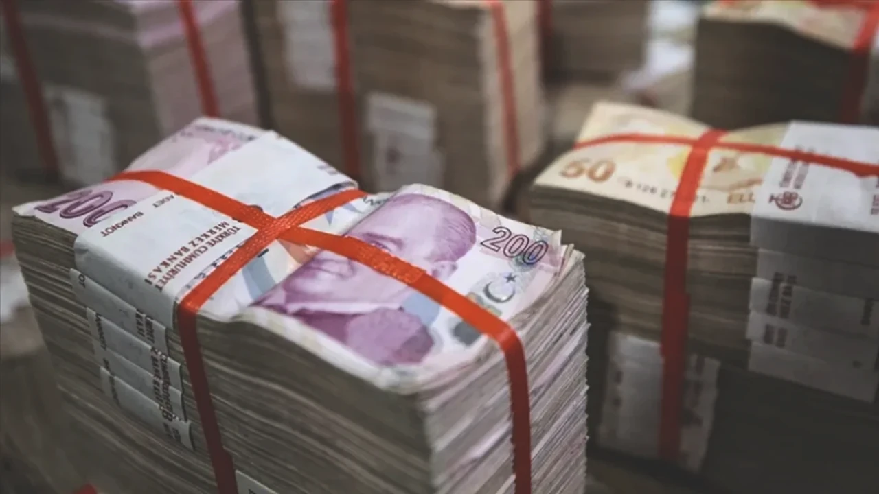 Bankaların Mevduat Rekabeti Kızıştı! 500 Bin Lira Yatırımın Getirisi Burada!
