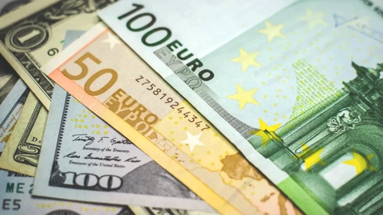 Döviz Kurlarında Şok Değişimler! 17 Temmuz 2025'te Dolar, Euro ve Sterlin Fiyatları Neler?