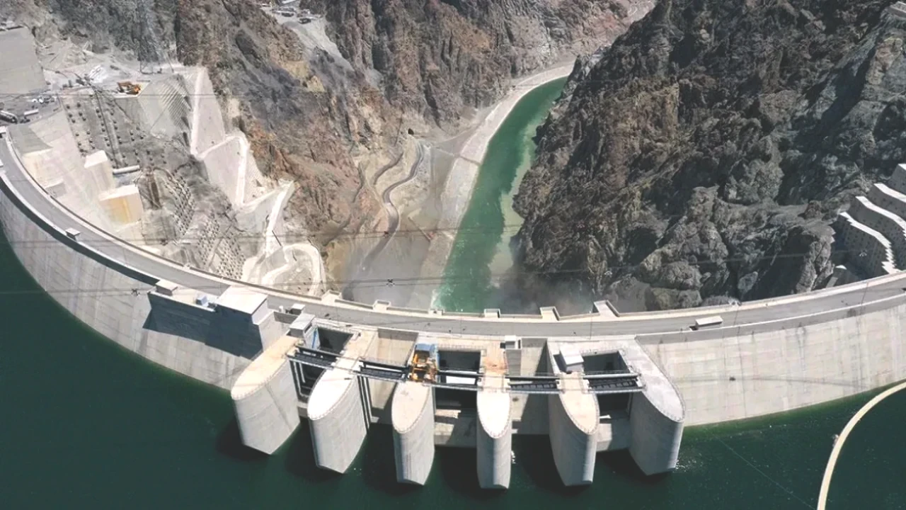 Yenilenebilir Enerji Sektöründe Büyüme Patırtısı! Kapasite 10 Yılda Yüzde 144 Arttı
